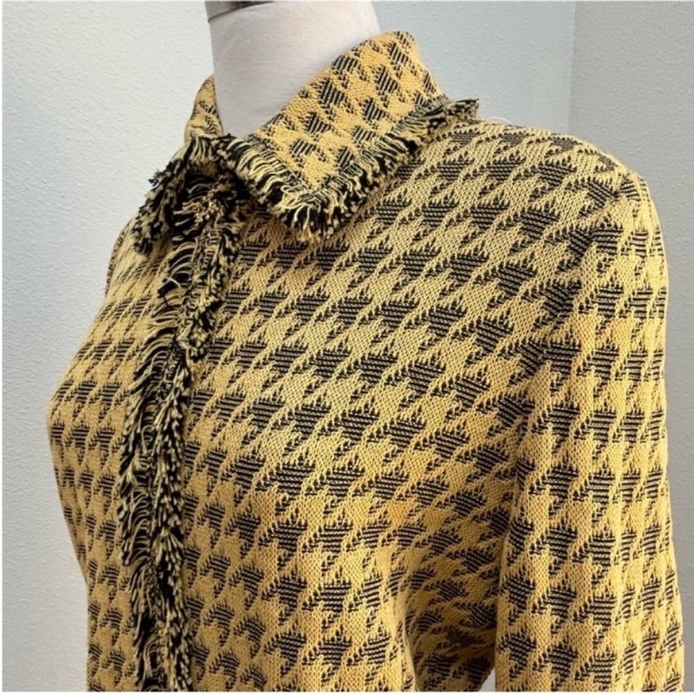 St John Houndstooth Jacket Vintage Fringe Knit Archival Logo Yellow Black Size 8 - Picture 14 of 14